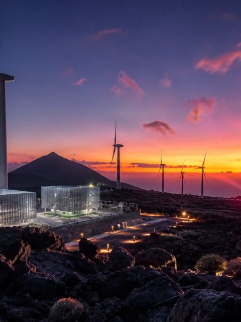 ITER – Instituto Tecnológico de Energías Renovables - imagen editorial de Cultura de Club