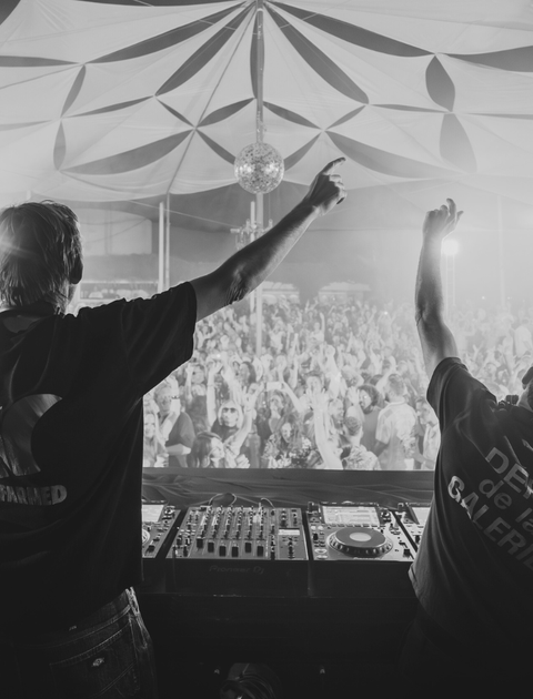Imagen de NEXUP con Max Dean en 528 Ibiza